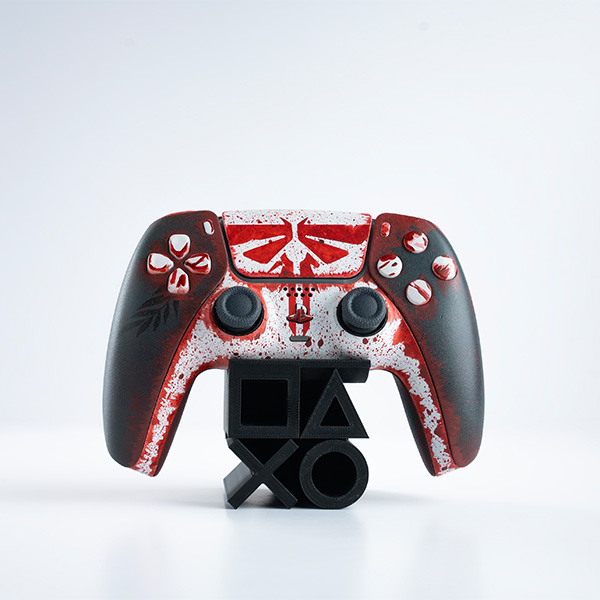 The Last of Us Custom PS5 Controller – Blood & Firefly Edition Hall Effect Sticks 5 The Last of Us Custom PS5 Controller – Blood & Firefly Edition Hall Effect Sticks